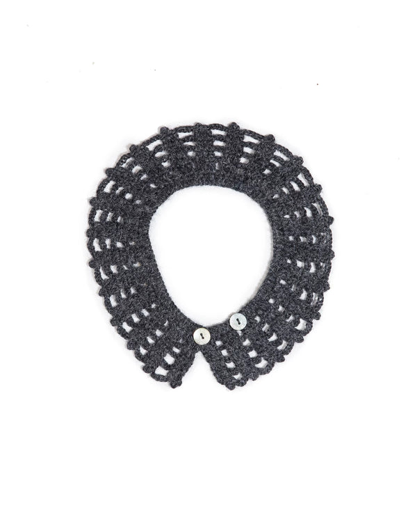 Handmade, Crocheted collar in soft alpaca, charcoal color. 